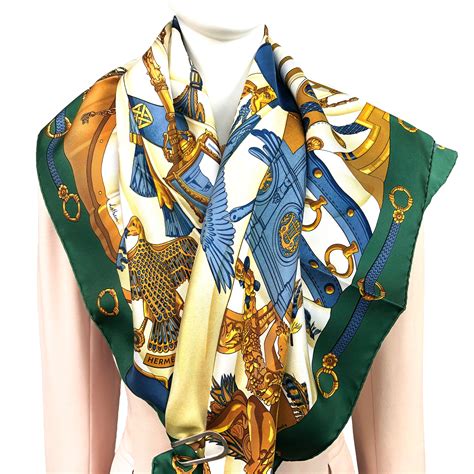 collection soie hermes|Hermes scarf accessories.